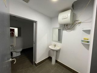 Local comercial en venta en Carretas - Huerta de Marzo - La Pajarita en Albacete