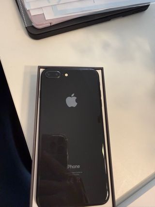 iPhone 8 Plus 64GB Negro