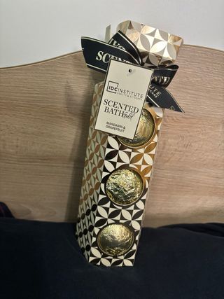 Bombe da bagno IDC INSTITUTE Mandarin & Grapefruit