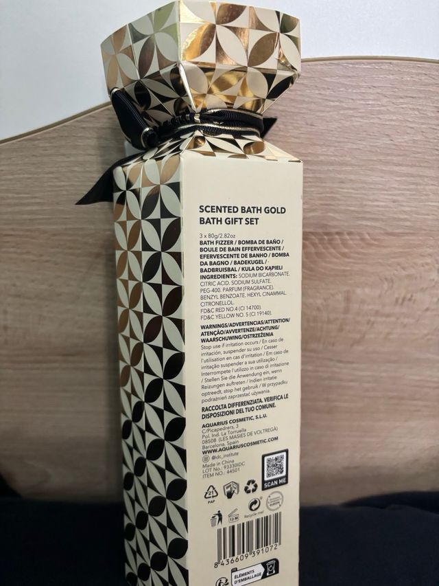 Bombe da bagno IDC INSTITUTE Mandarin & Grapefruit