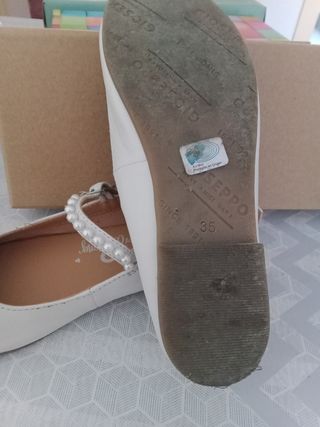 Zapatos comunión niña Gioseppo blancos
