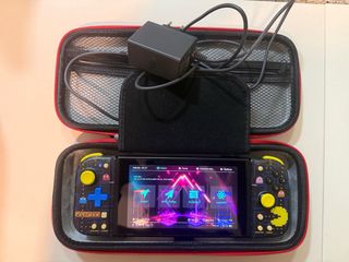 Nintendo Switch v1 + Cargador + Funda