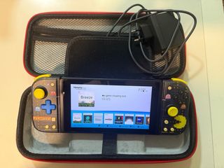 Nintendo Switch v1 + Cargador + Funda