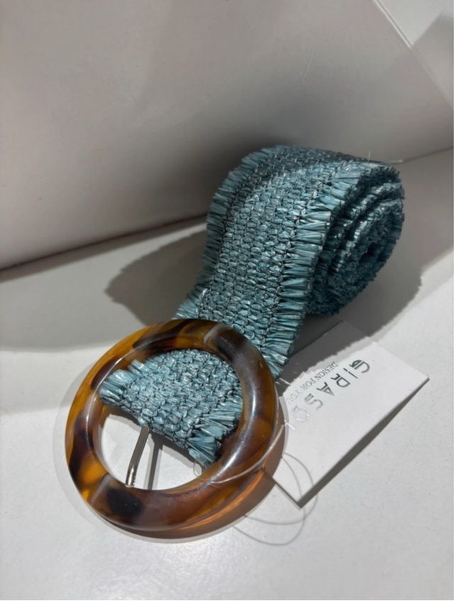 Cinturón tejido con hebilla tortuga