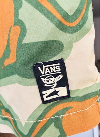 OFERTA! Camisa Vans Estampada Talla M