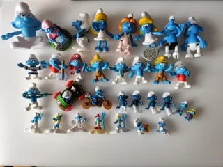 32 Figuras de Los Pitufos