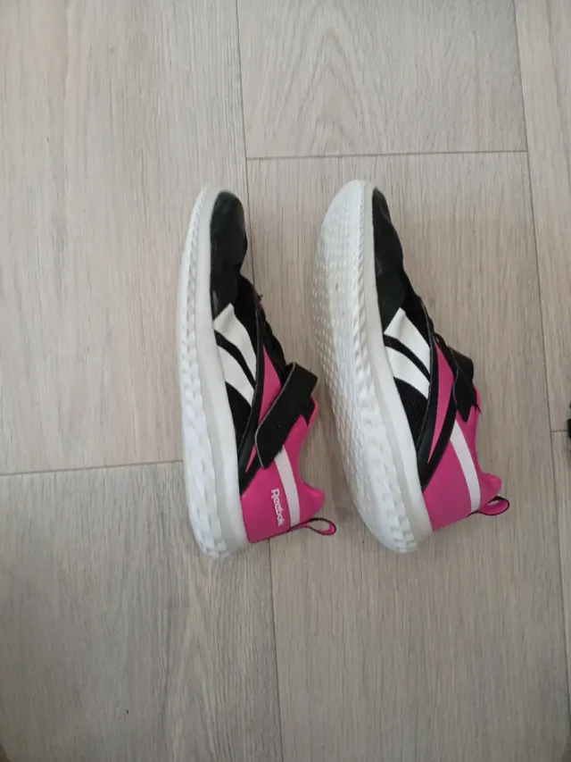 Zapatillas Reebok niña T.34