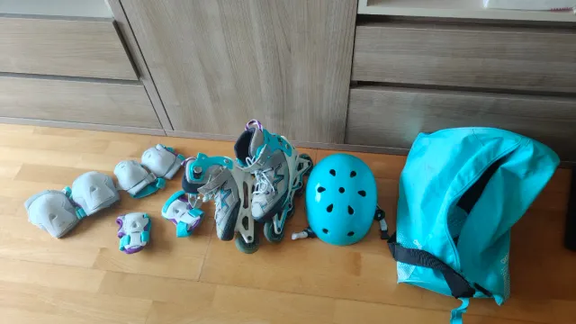 Patines Oxelo ajustables T32-35 turquesa