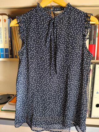 Blusa Zara sin mangas 
