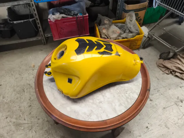 Depósito Kawasaki ER6 2013 Amarillo