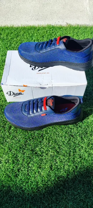 Zapatillas Dian trabajo azul sin usar