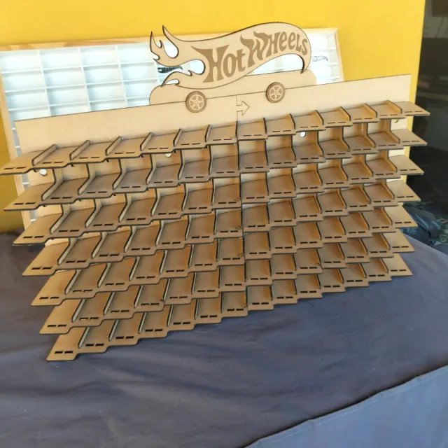 Expositor Hot Wheels para 98 unidades