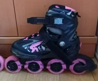 Patines en línea Roces negros y rosas