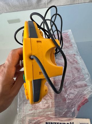 Nintendo 64 Control Pad Naranja