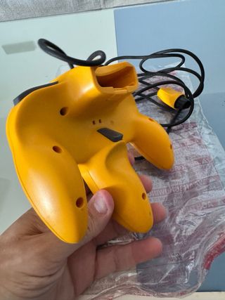 Nintendo 64 Control Pad Naranja