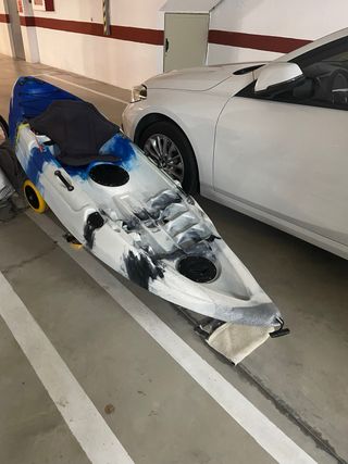 Kayak de pesca con remo, carro y chaleco