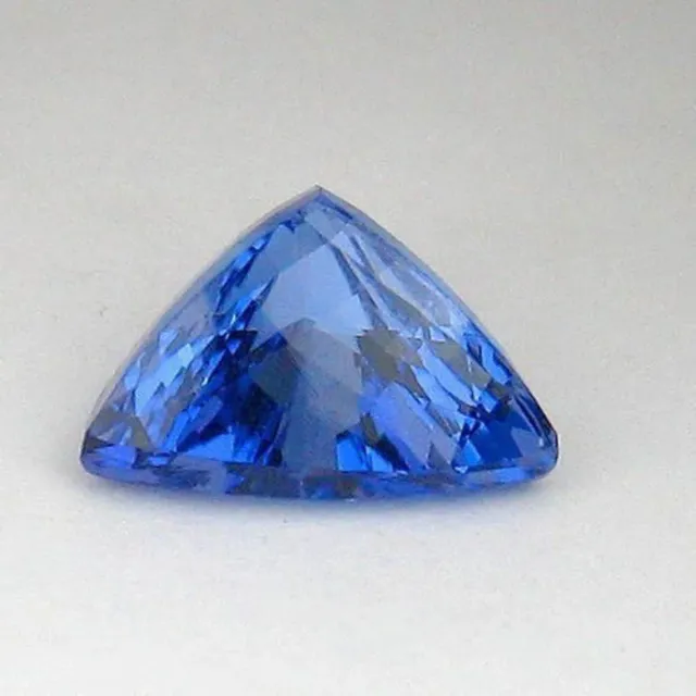 Tanzanite Naturale 4.50ct Triangolo Cert. IGI