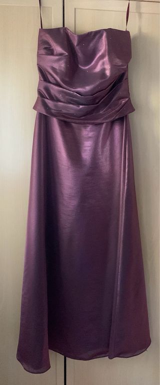 Vestido de fiesta color vino burdeos