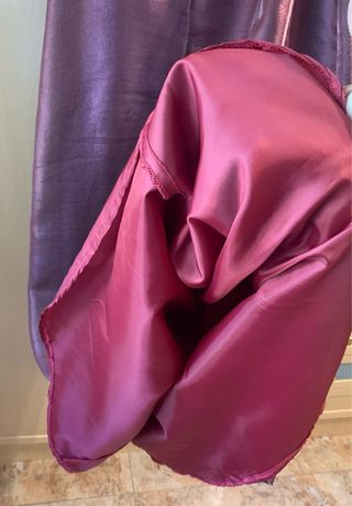 Vestido de fiesta color vino burdeos