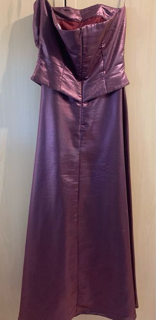 Vestido de fiesta color vino burdeos