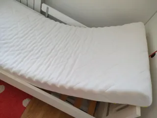 Cama infantil IKEA Kritter + colchón