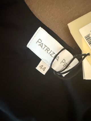 Maglioncino Patrizia Pepe nero con cartellino