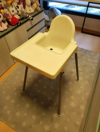 Trona Ikea Antilop con bandeja