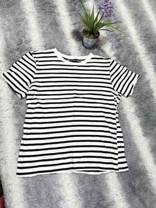 Camiseta Zara Rayas Blanco y Negro