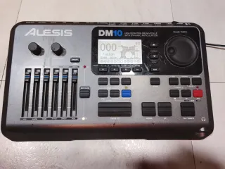 Módulo de Batería Electrónica Alesis DM10