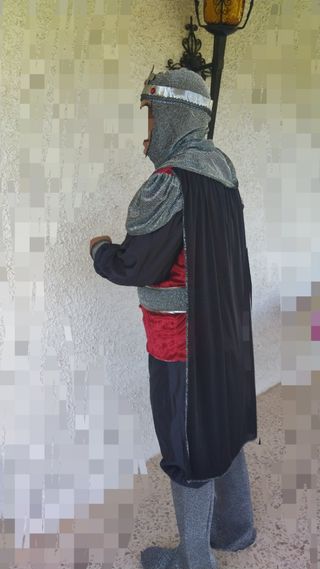 Traje de caballero medieval 