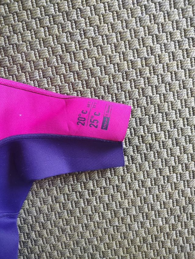 Traje neopreno OLAIAN morado 8 años