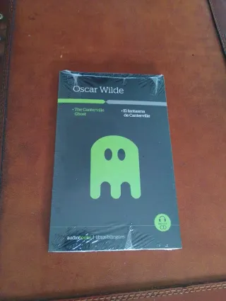 Libro bilingüe El fantasma de Canterville + CD