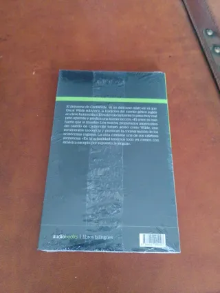 Libro bilingüe El fantasma de Canterville + CD