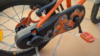 Bicicleta infantil naranja B'TWIN