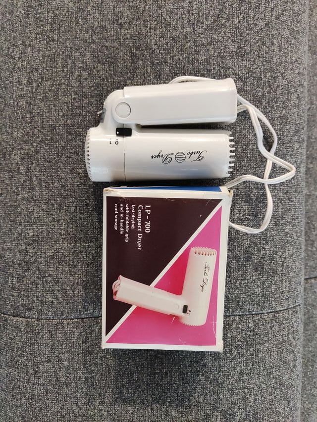 Secador de viaje blanco