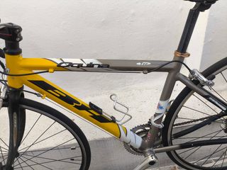 Bicicleta de carrera BH oquina de alumin