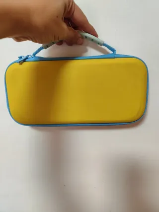 Funda Nintendo Switch Superthings