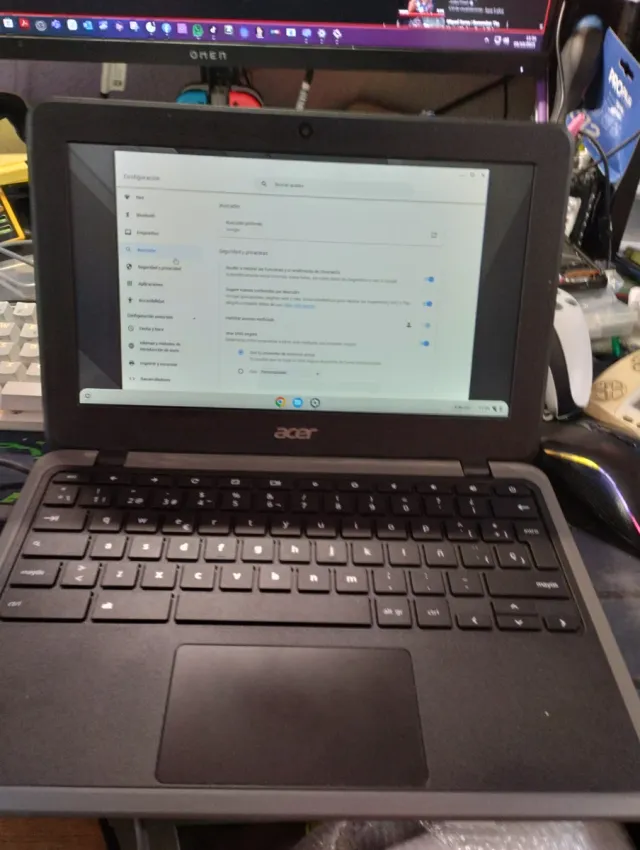 Computer portatile Acer Chromebook C733 grigio e nero