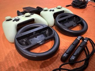 Nintendo Switch + 13 Juegos + 2 Mandos PRO