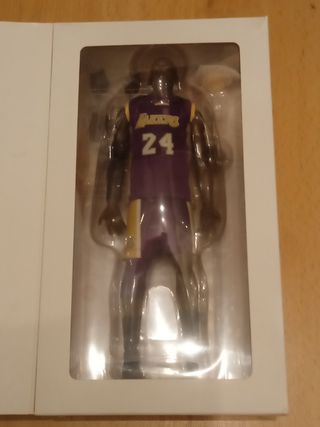 Figura Kobe Bryant 1:6 Lakers morado 22cm altura