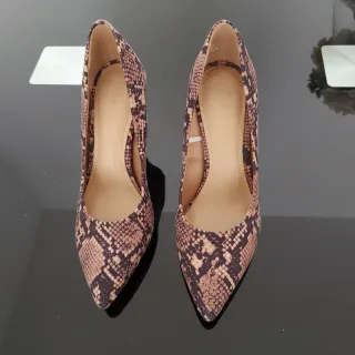 Zapatos tacón H&M piel serpiente T.36