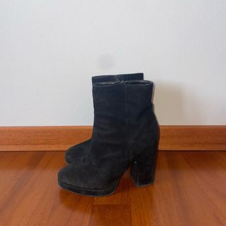 Stivaletti neri tacco alto