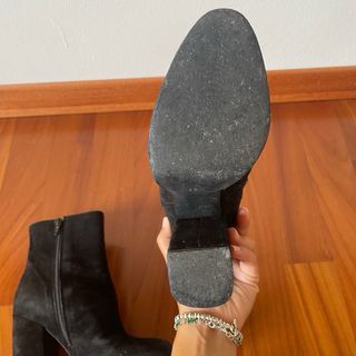 Stivaletti neri tacco alto