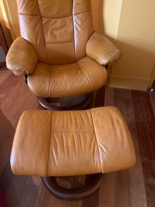 Sillón reclinable Stressless naranja piel