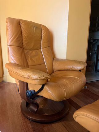 Sillón reclinable Stressless naranja piel