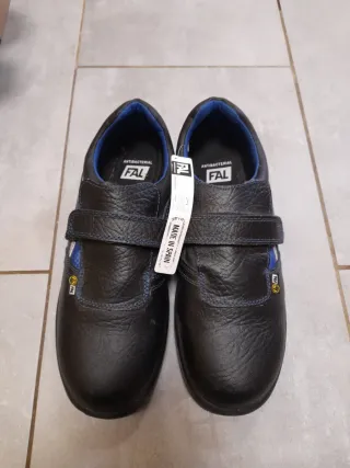 Zapatos FAL Antideslizantes Talla 42