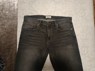 Pantalón vaquero Sfera gris hombre 