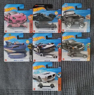  Hot Wheels