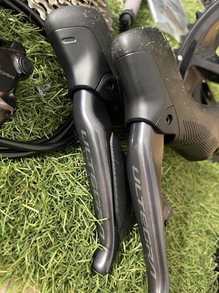 Grupo Shimano Ultegra DI2 2x12 Nuevo