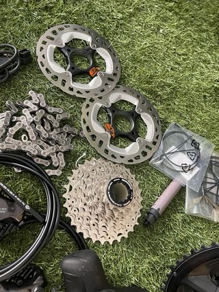 Grupo Shimano Ultegra DI2 2x12 Nuevo